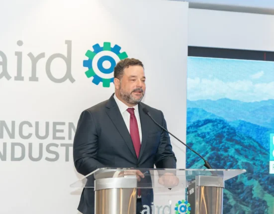 Paino Henriquez ministro de Medioambiente scaled 1