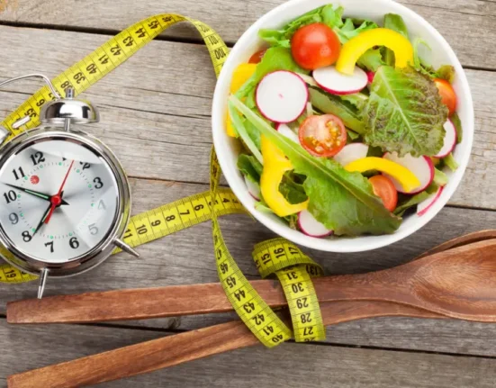 ayuno intermitente.jpeg