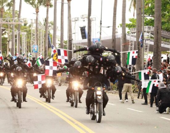 linces 415b5bad focus 0 0 896 504