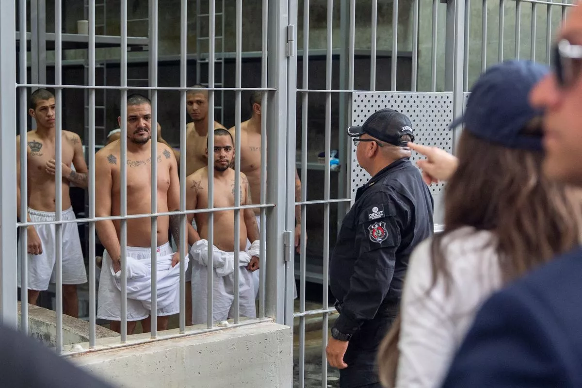0 EL SALVADOR US SECURITY POLITICS DIPLOMACY.jpg