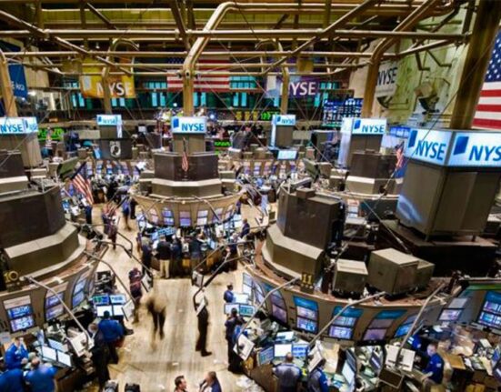 1010x567 wall street 512442 111803