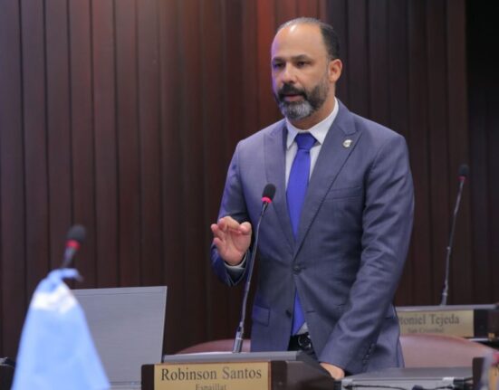 Diputado Robinsosn Santos 1140x694 1
