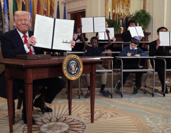 oc trump signs an executive order to dismantle the v0 asrgjbogvwpe1.jpeg
