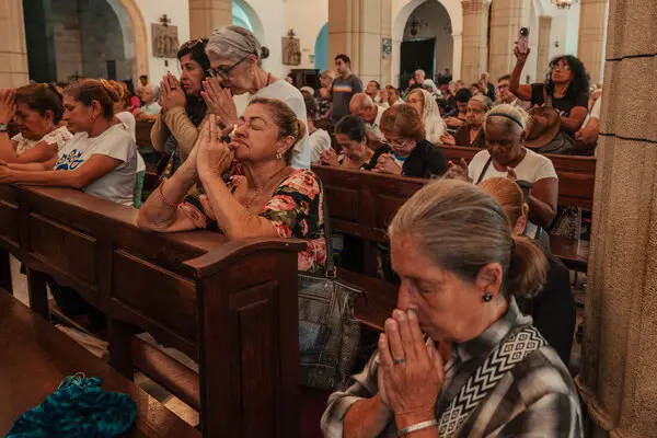 21pope francis latam reax pclh articleLarge.jpg