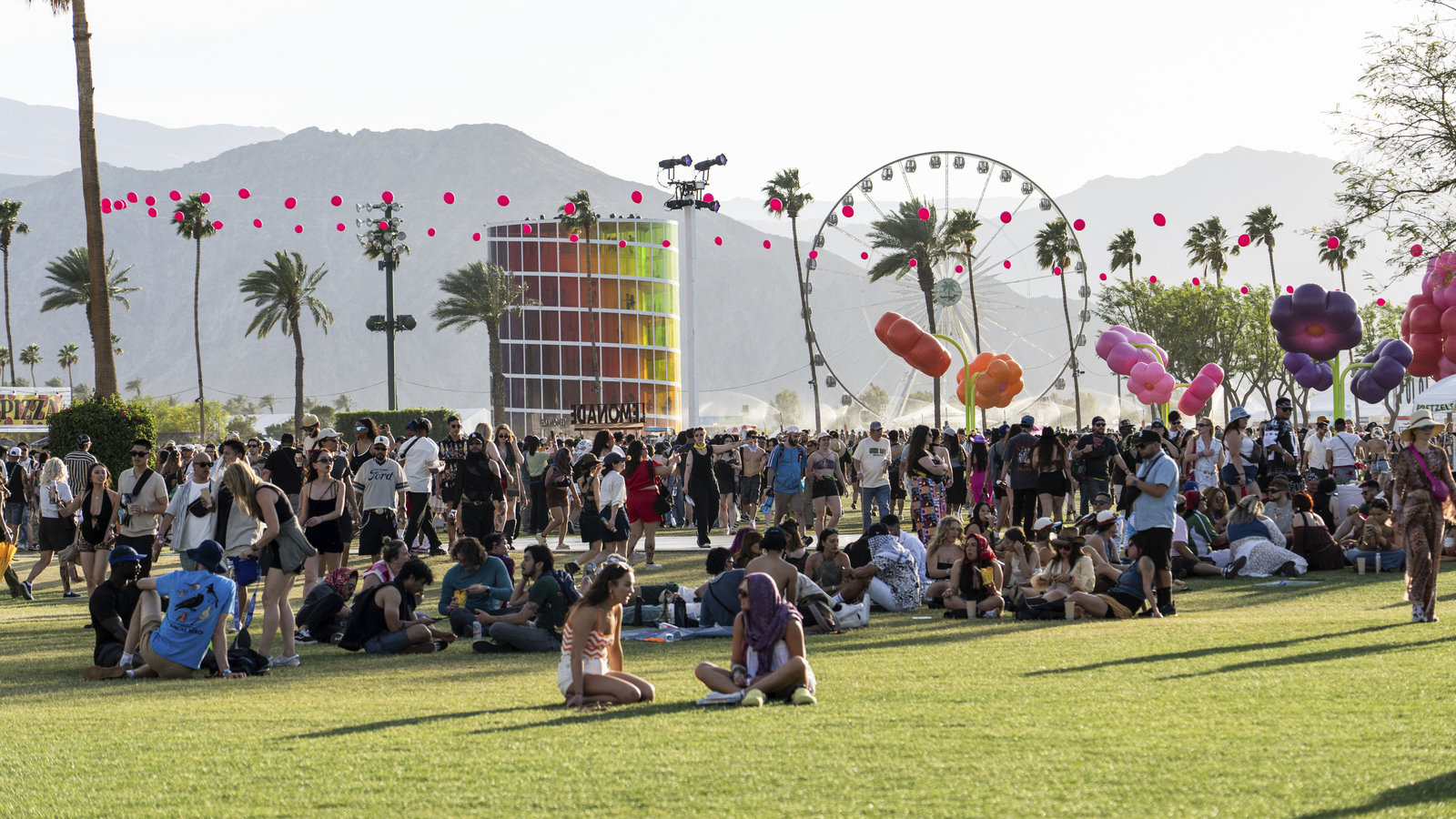 Coachella 1745450495588 1745450495894