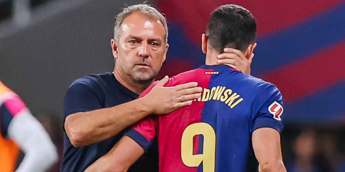 europapress 6236359 hansi flick head coach of fc barcelona greets robert lewandowski during the 1