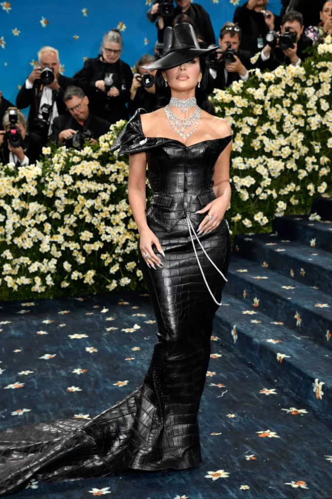 De Rosalía a Zendaya: los mejores looks de la Met Gala 2025 23 1920x2881 cmsv2 e37903c7 9e4b 5ae0 8bb4 3f9abfb16454 9262318.jpg