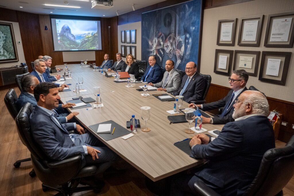 Banreservas celebra su primer Consejo bajo la dirección de Magín Díaz 2 IMG 7801