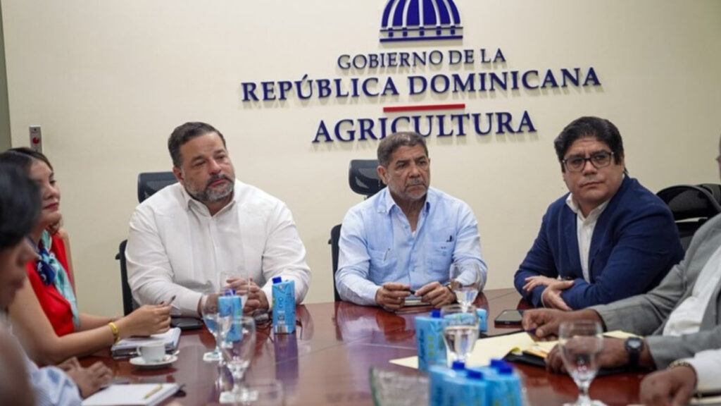 Gobierno lanza sistema digital para conectar producción agropecuaria y protección ambiental 2 IMG 7910