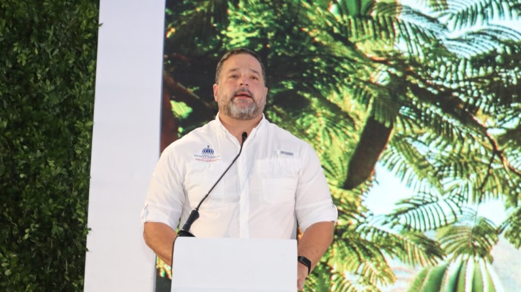 Gobierno presenta ambicioso plan vial y ecológico para transformar la avenida República de Colombia 2 IMG 7912