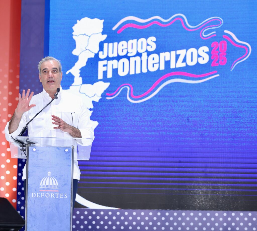 Presidente Abinader y ministro Kelvin Cruz inauguran Gran Final de los Juegos Fronterizos 2025 3 PHOTO 2025 07 09 19 14 45 3