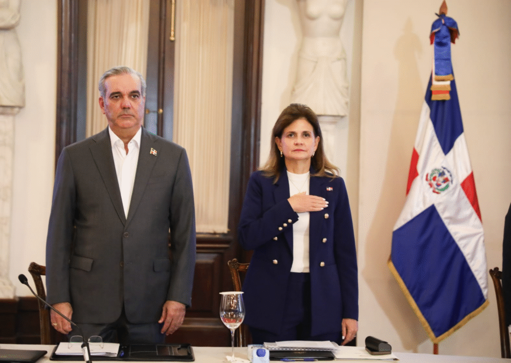 Abinader presenta hoja de ruta de Meta RD 2036 para el desarrollo sostenible 2 IMG 8691