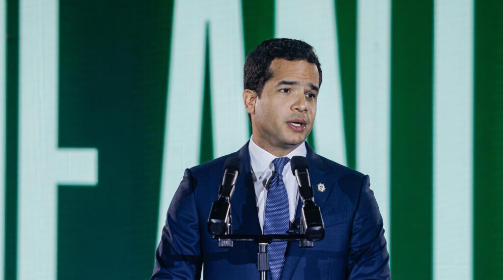 Omar Fernández rinde cuentas de su primer año como senador 2 IMG 9382