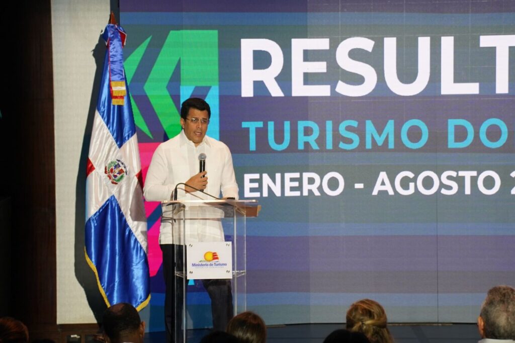 Turismo en R.D. alcanza récord histórico 2 IMG 0430