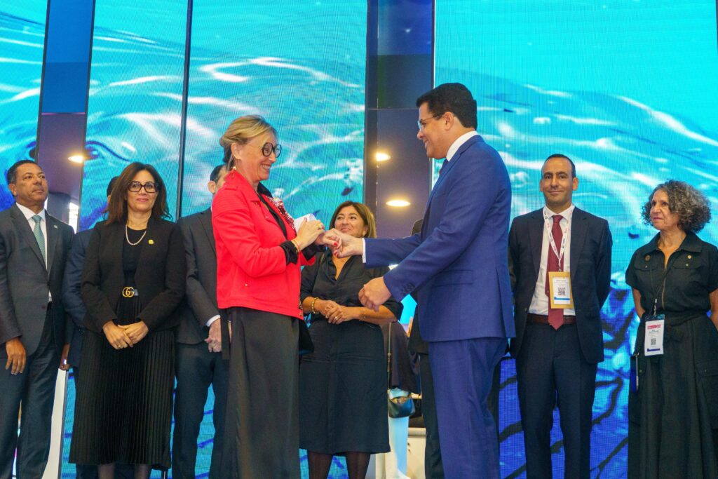 Ministerio de Turismo logra acuerdo con Air France para reanudar vuelos París–Punta Cana 2 IMG 1156