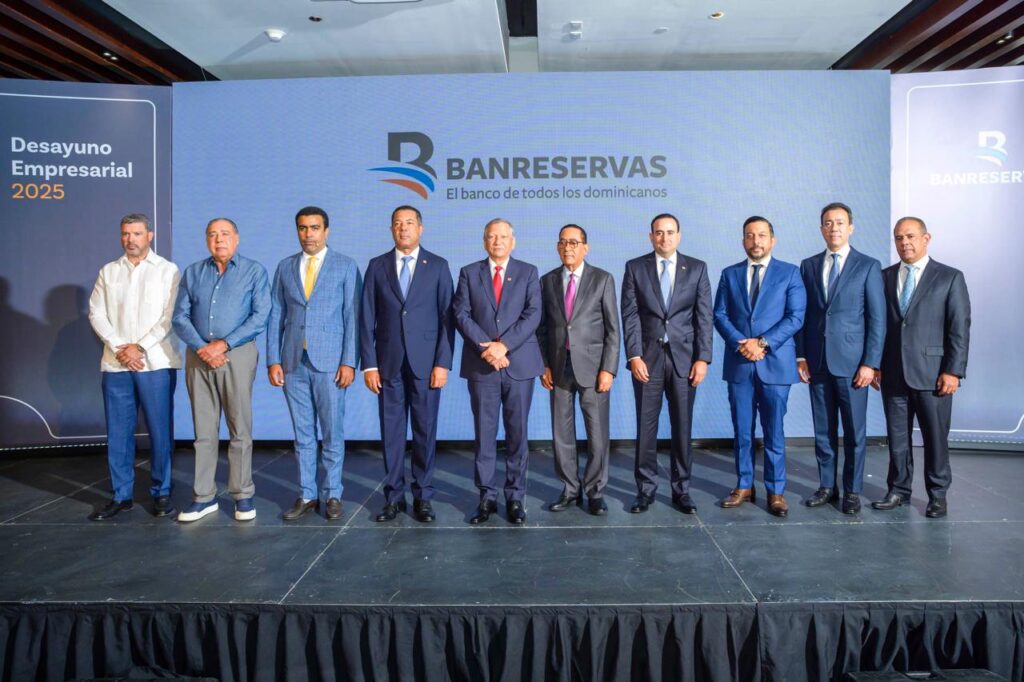 Banreservas financia con RD$21,000 millones al sector construcción y proyecta crecimiento sostenido 5 PHOTO 2025 09 19 15 56 07 3