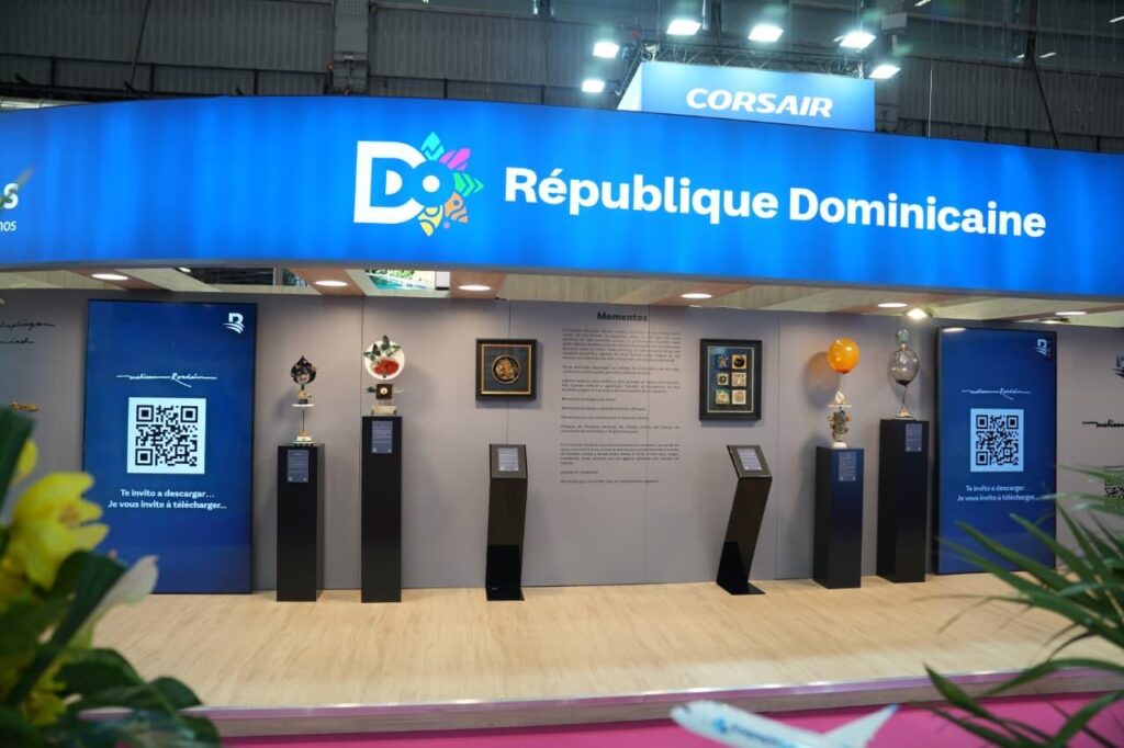 Banreservas inaugura exposición “Melissa 20, Momentos” en Top Resa 2025 13 PHOTO 2025 09 23 13 33 12 2