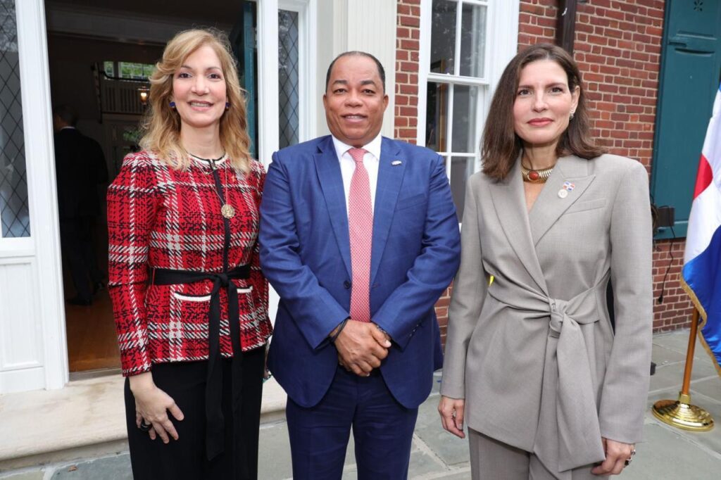BANDEX fortalece vínculos comerciales en la Semana Dominicana 2025 en Washington D.C. 5 PHOTO 2025 10 01 10 55 32