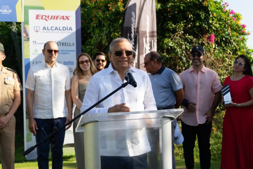 Banreservas reafirma compromiso con turismo deportivo en clausura del Grand Thomas Celebrity Classic 2025 6 PHOTO 2025 10 11 16 35 59 2