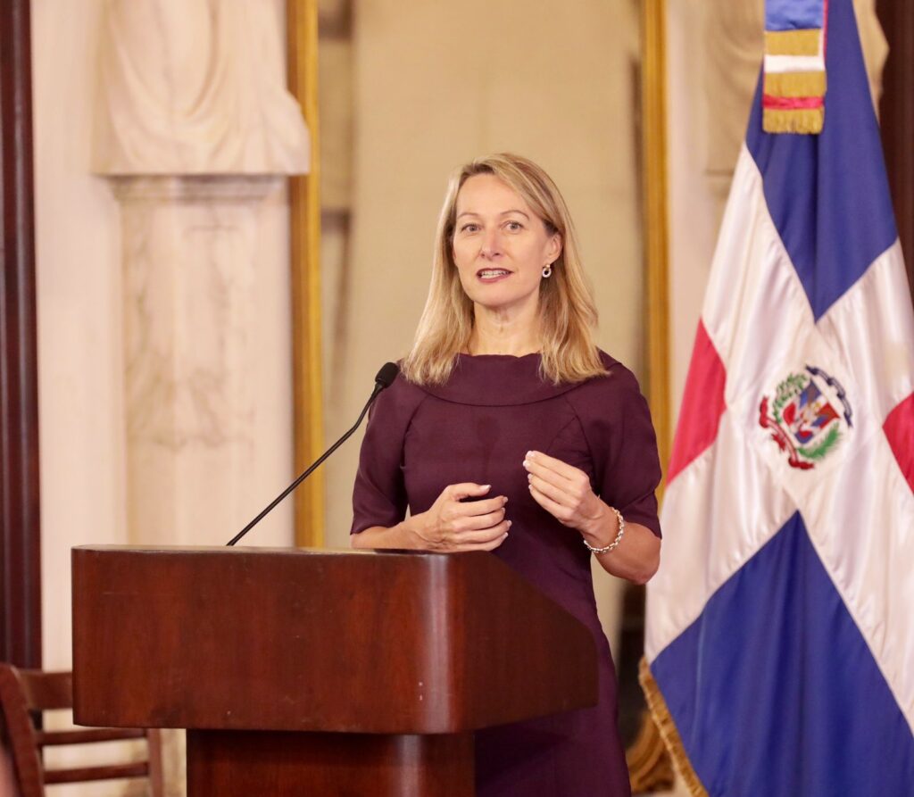 República Dominicana y NVIDIA firman alianza histórica para crear Centro de Excelencia en Inteligencia Artificial 2 PHOTO 2025 10 14 13 31 19 2