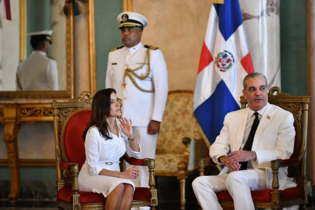 Presidente Abinader recibe credenciales de la nueva embajadora de EE.UU. y otros representantes diplomáticos 2 IMG 4551