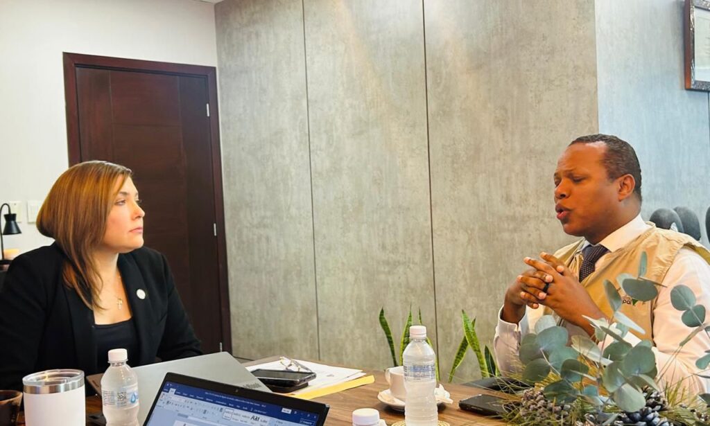 Jefe de misión COPPPAL fortalece acompañamiento electoral en Honduras con reuniones de alto nivel 2 IMG 5371