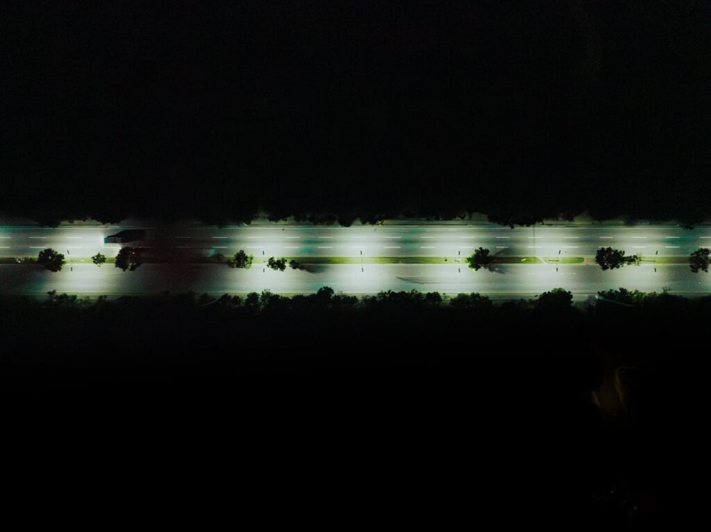 Fideicomiso RD Vial instala más de 1,000 lámparas solares para iluminar carreteras del Sur 4 IMG 8871