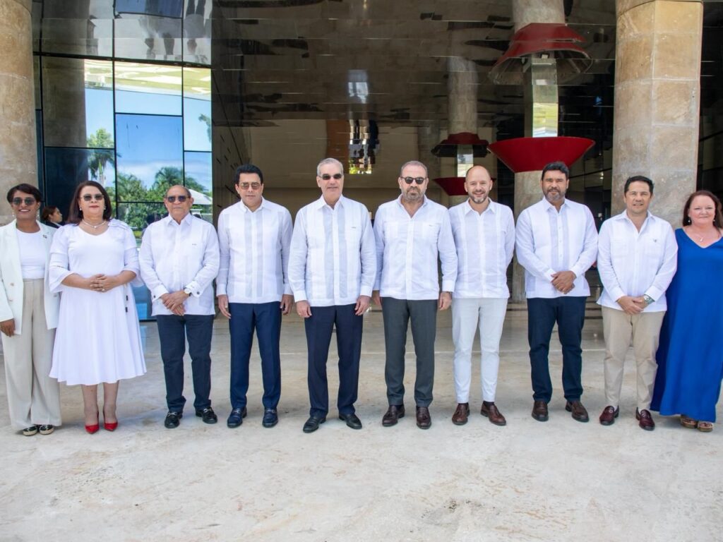 Meliá Hotels International elige al presidente Luis Abinader como "referente global" 2 IMG 1219