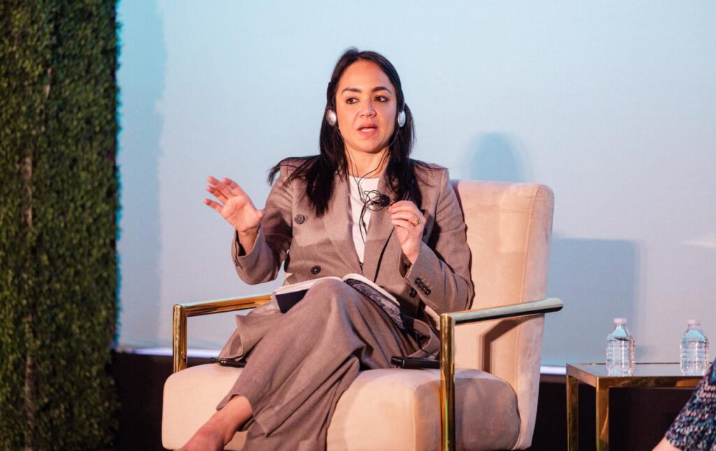 a1942921 c46a 4135 9b93 2979d15cd7ae