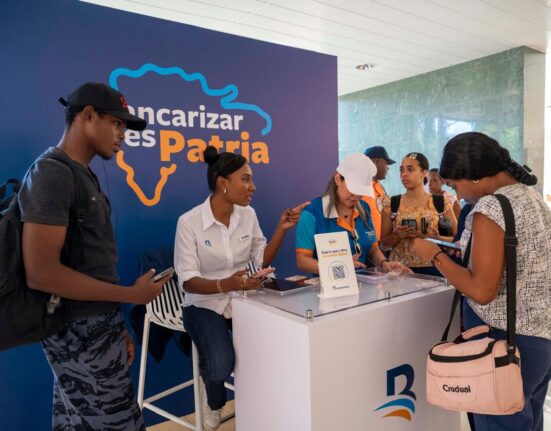 c2b83aa9 8bcf 4ac7 a489 e3e752e4de31