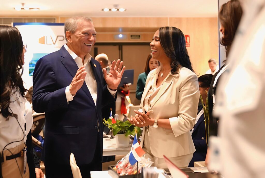 Banreservas lanza en Madrid su segunda feria inmobiliaria con tasas desde 9.50% y financiamiento de hasta el 90% para la diáspora dominicana 3 c71ebf39 a7aa 4b9c bccd 6b93b25715b1