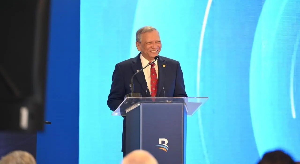 8b36aa9e 97c4 4ef0 873f 686fa882d106